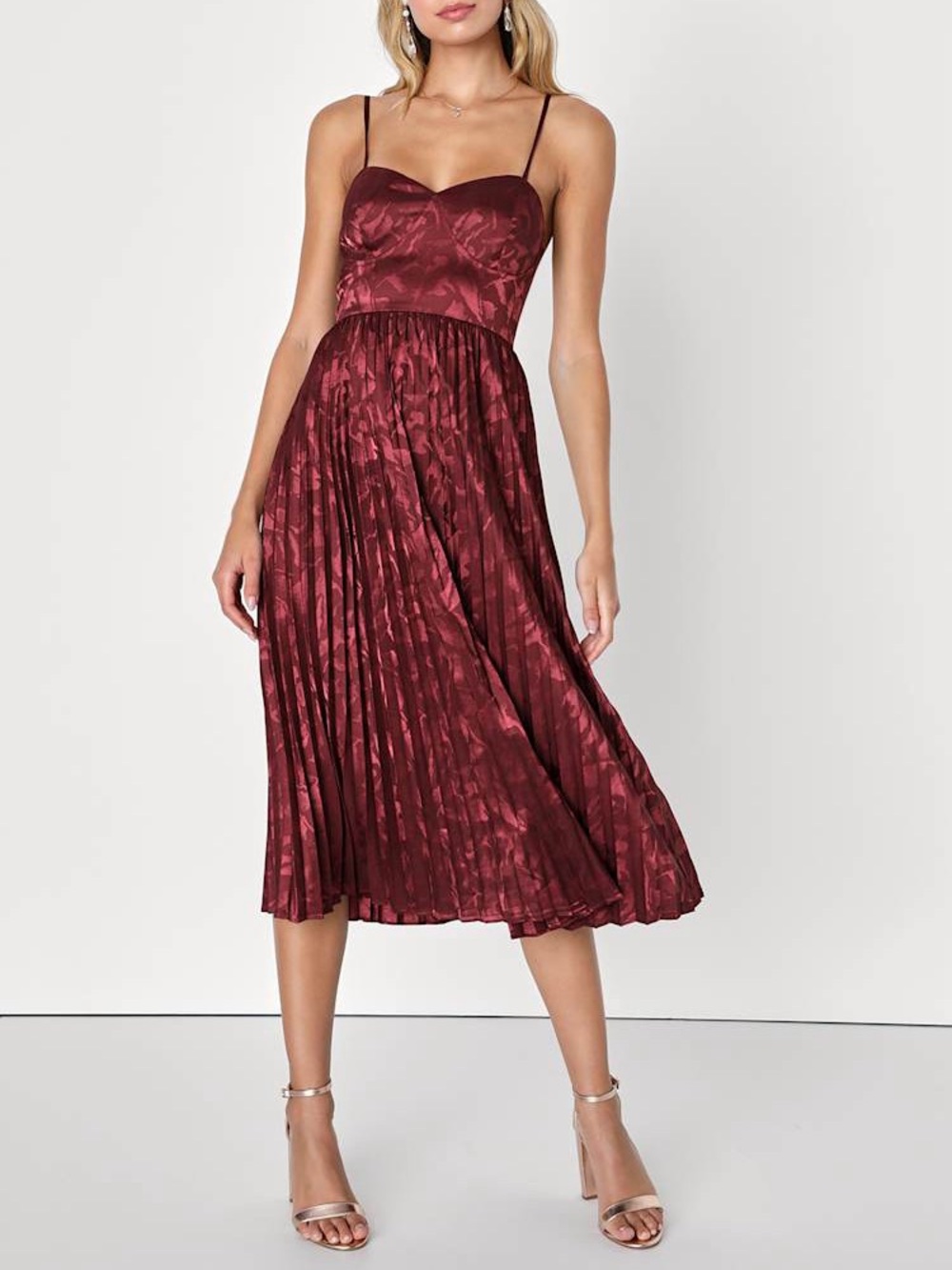 Lulus Chic Sensibility Burgundy Satin Jacquard Pleated Midi Dress Size S NWT